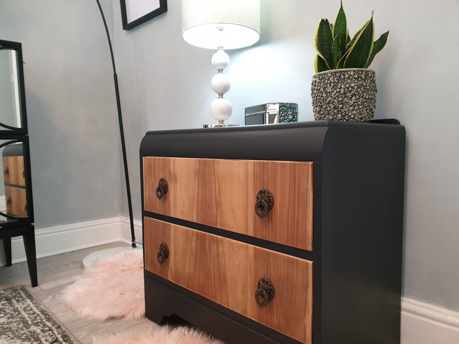 Bedside table upcycle - MyProffs